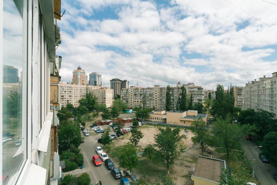 Apartment Near Dream Town Kiev Buitenkant foto